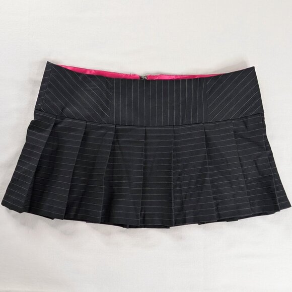 Y2k Charlotte Russe Black Pinstripe Pleated Micro Mini Skirt Office Siren - Picture 1 of 5